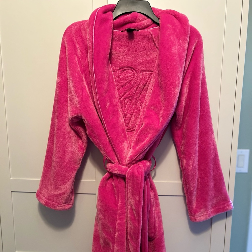 Victoria secret pink robe!!